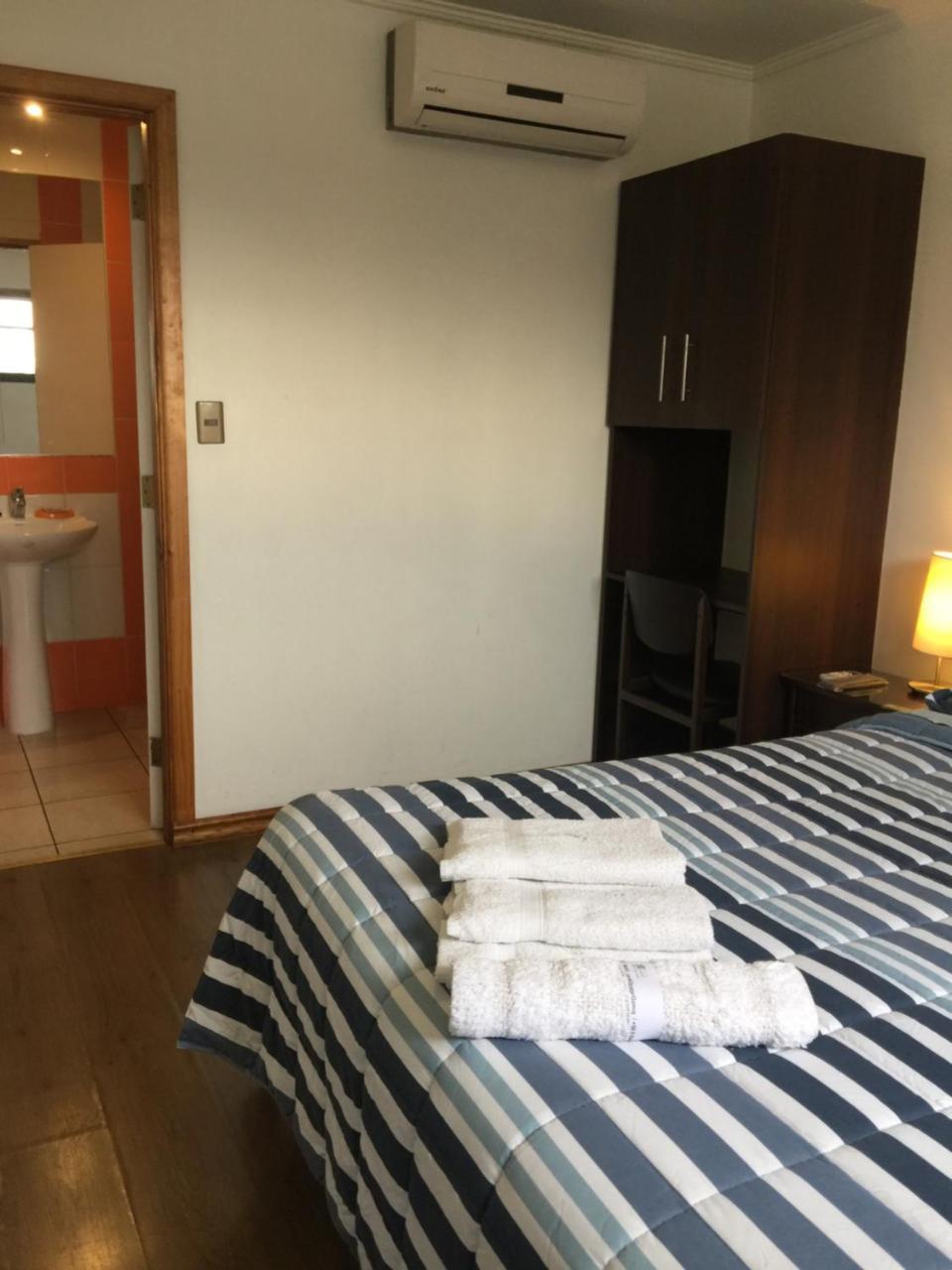 טלקה Hostal Del Turista מראה חיצוני תמונה